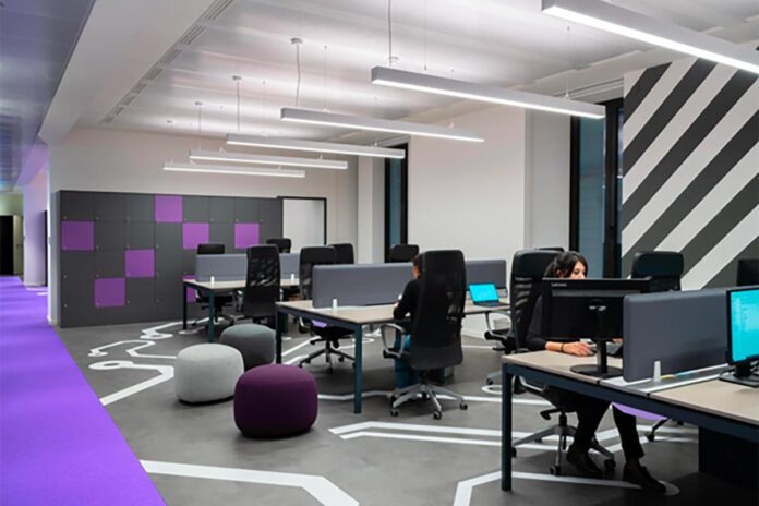 Prima-Assicurazioni-l’equilibrio-tra-tecnologia